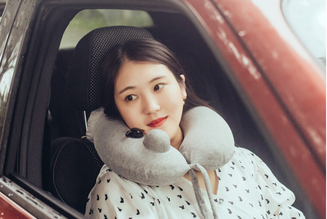 Xiaomi Ardor Inflatable Neck Pillow With Hoodie