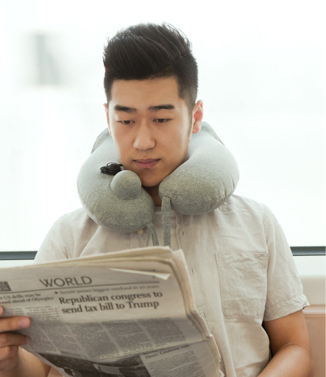 Xiaomi Ardor Inflatable Neck Pillow With Hoodie
